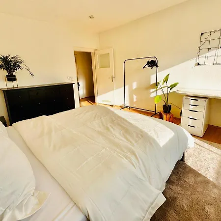 Apartment Stadtmitte, 2 Kingsize-betten, Kaffe-flat, Bis Zu 4 Personen, Balkon